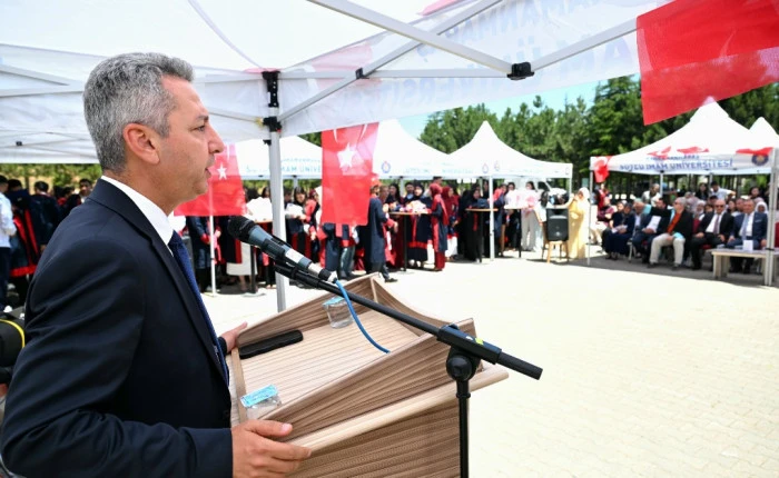 Afşin Meslek Y&uuml;ksekokulu&rsquo;nda Mezuniyet Coşkusu Yaşandı