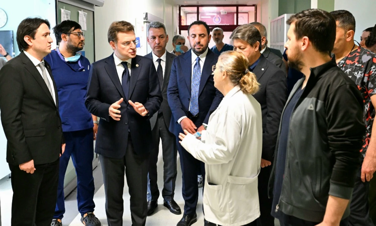 AK Parti'li Yerebakan, Yaralıları Ziyaret Etti