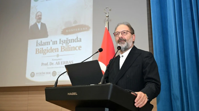 Ali Erbaş, KS&Uuml;&rsquo;de &ldquo;İslam&rsquo;ın Işığında Bilgiden Bilince&rdquo; Konferansı Verdi