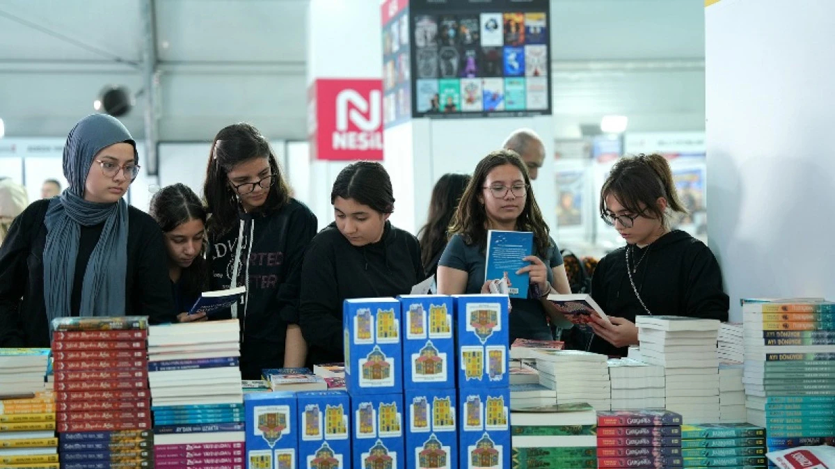 Anadolu&rsquo;nun En B&uuml;y&uuml;k Kitap Fuarı, &Ouml;ğrencilerle Şenleniyor