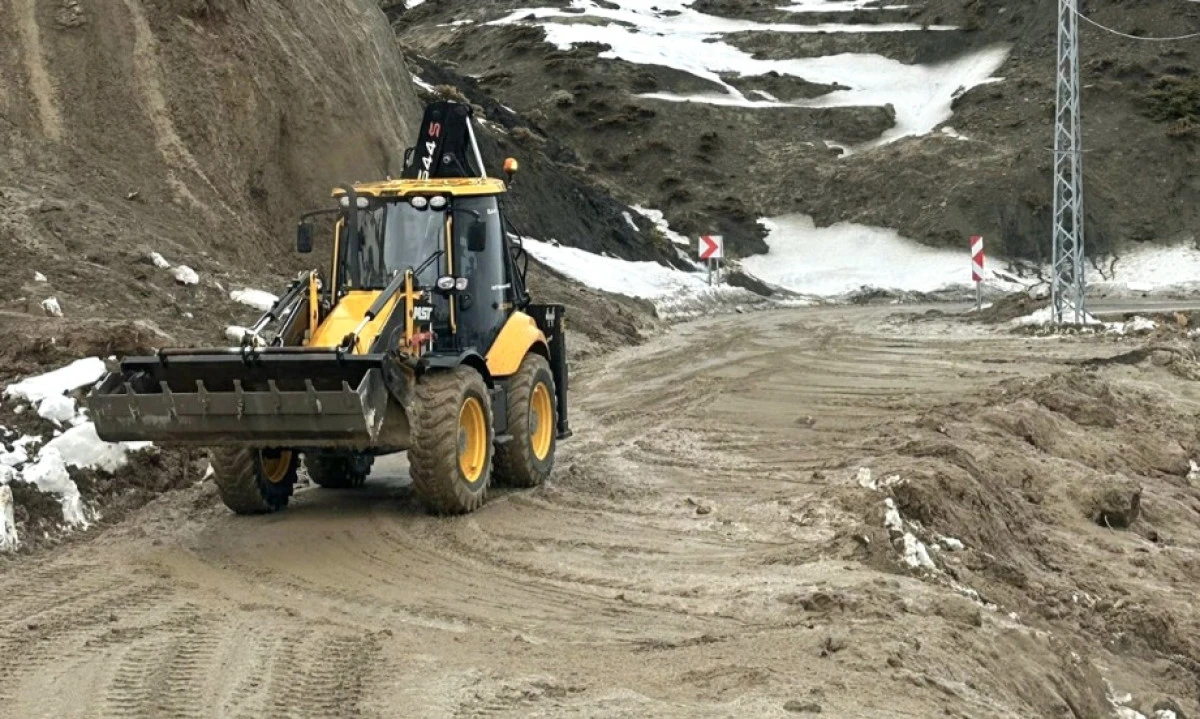 Andırın, &Ccedil;ağlayancerit ve Pazarcık&rsquo;ta da Yağışlara Karşı B&uuml;y&uuml;kşehir Sahada