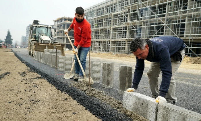 Azerbaycan Bulvarı&rsquo;nda Altyapısı Tamamlanan Kısmın &Uuml;styapısı Yenileniyor