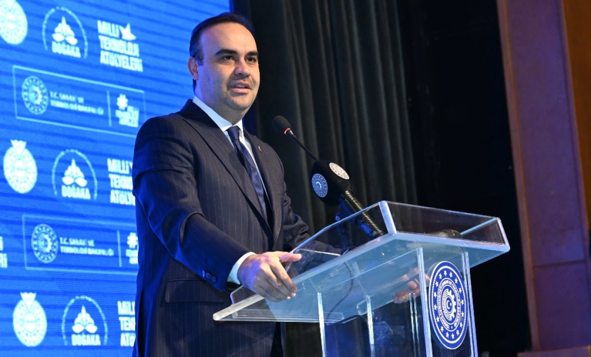 Bakan Kacır: Milli Teknoloji At&ouml;lyesi&rsquo;ni KS&Uuml;&rsquo;ye Kazandırıyoruz