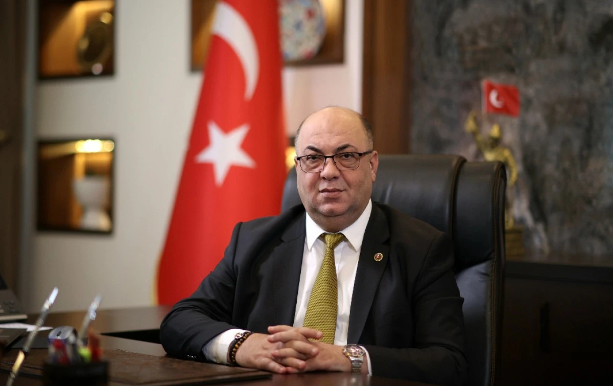 Başkan Akpınar; "Asrın Felaketini Unutmadık, Dulkadiroğlu'nu Birlikte Ayağa Kaldırıyoruz"