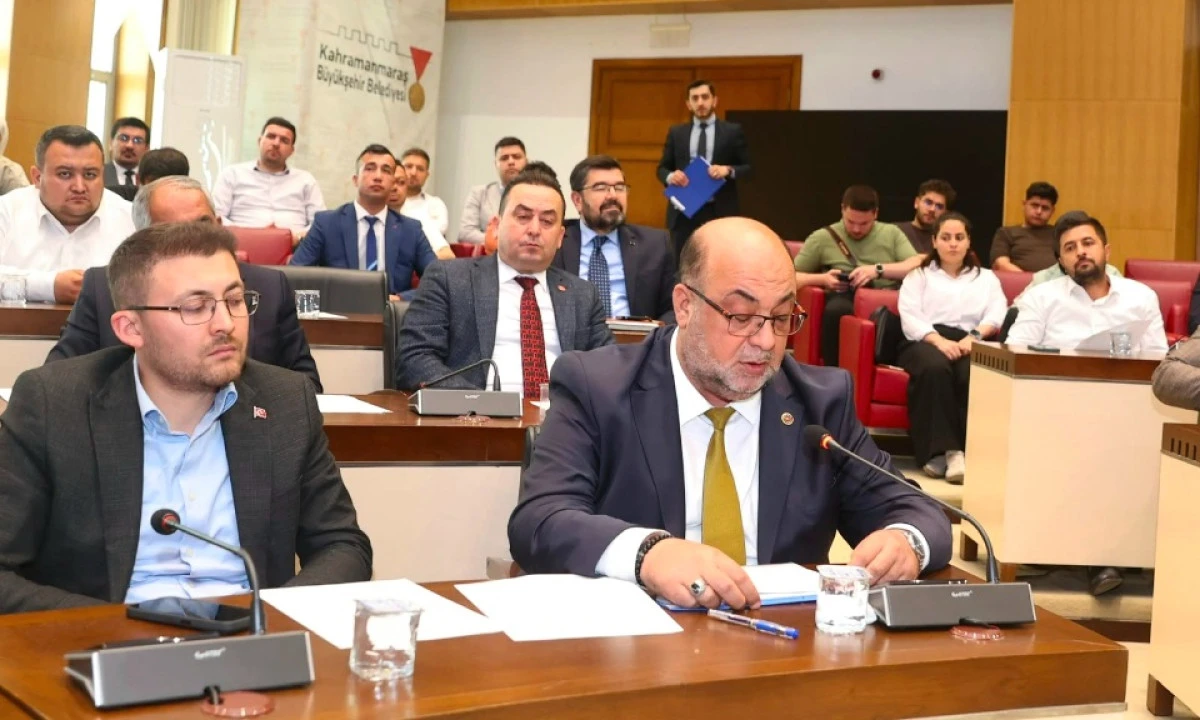 Başkan Akpınar; "Kahramanmaraş deprem sonrası ciddi bir sıkışmışlık yaşıyor"