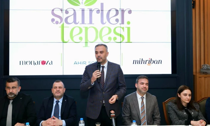 Başkan Toptaş, AK Parti Onikişubat teşkilatı ile iftar sofrasında buluştu