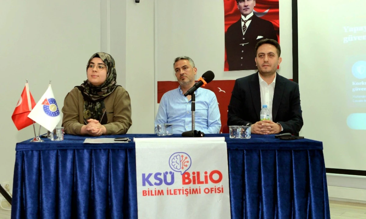 Bilim Kafe&rsquo;de Geleceğin Meslekleri ve Yapay Zek&acirc; Konuşuldu