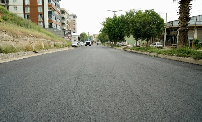 B&uuml;y&uuml;kşehir, Dulkadiroğlu Şeyh Şamil Caddesi&rsquo;nin Asfaltını Yeniledi