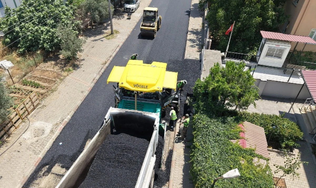 B&uuml;y&uuml;kşehir, Dulkadiroğlu&rsquo;nda Sokak Sokak Asfalt Mesaisini S&uuml;rd&uuml;r&uuml;yor