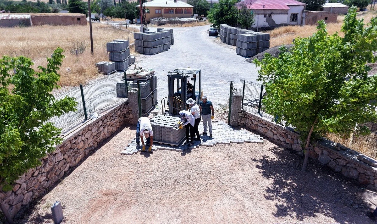 B&uuml;y&uuml;kşehir, Elbistan G&uuml;ndere Mezarlığı&rsquo;nın &Ccedil;ehresini Yeniliyor