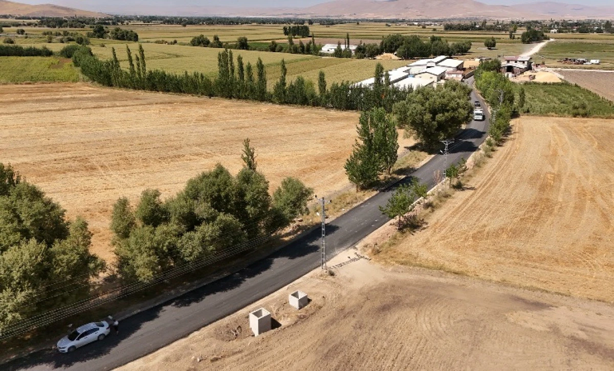 B&uuml;y&uuml;kşehir, Elbistan&rsquo;da Bir Yol Yatırımını Daha Tamamladı
