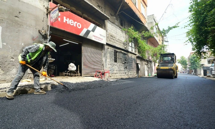 B&uuml;y&uuml;kşehir, Sokak Sokak Cadde Cadde Asfalt &Ccedil;alışmasını S&uuml;rd&uuml;r&uuml;yor