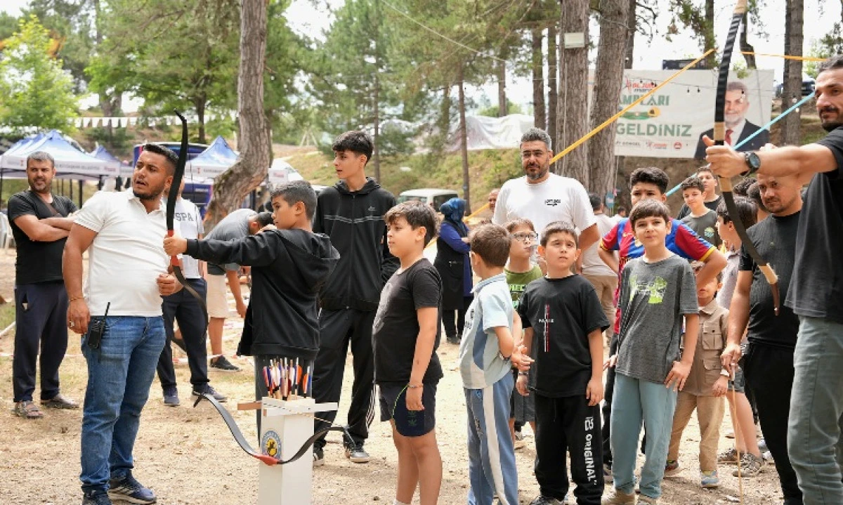B&uuml;y&uuml;kşehir&rsquo;den Baba ve Oğullara Doğayla İ&ccedil; İ&ccedil;e Unutulmaz Kamp Deneyimi