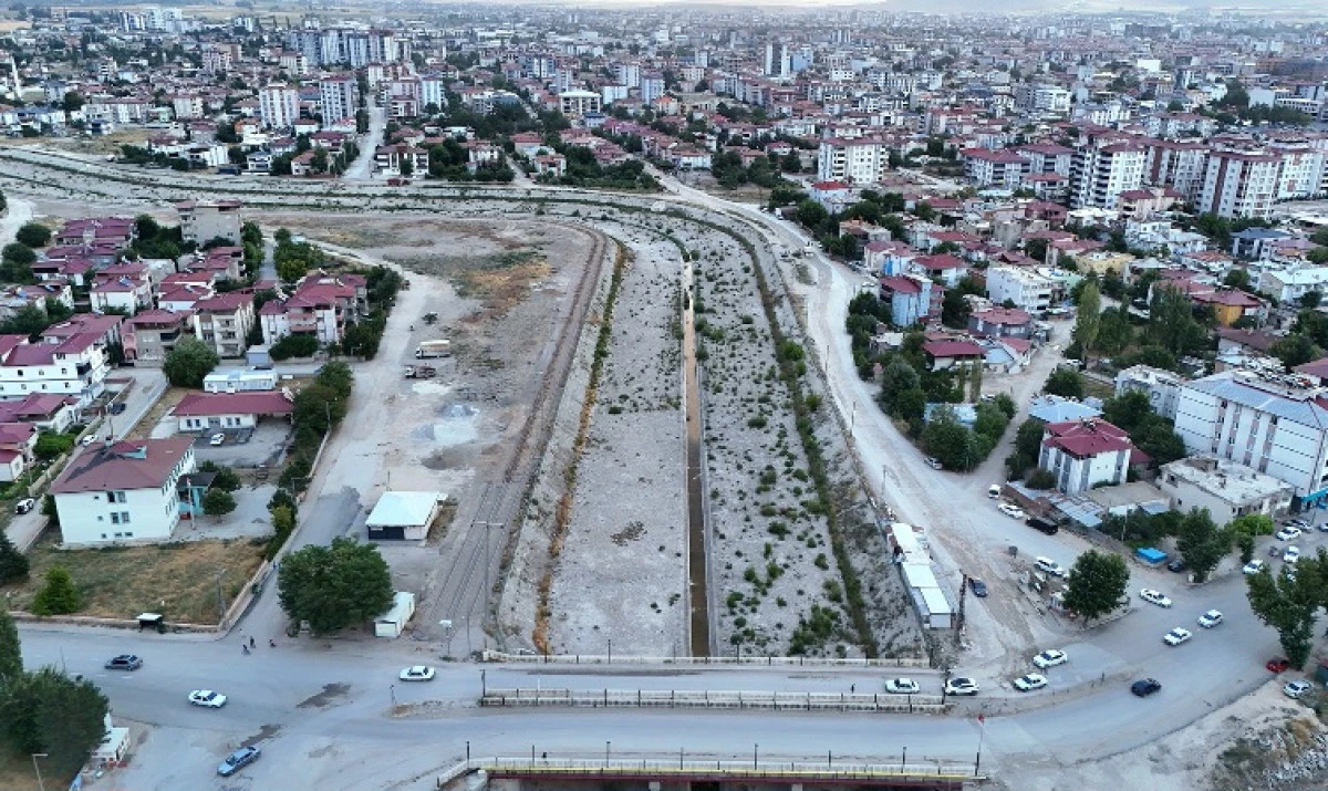 B&uuml;y&uuml;kşehir&rsquo;den Elbistan&rsquo;a Yeni Yaşam Alanı; S&ouml;ğ&uuml;tl&uuml; &Ccedil;ayı &Ccedil;evresinde D&ouml;n&uuml;ş&uuml;m Başladı