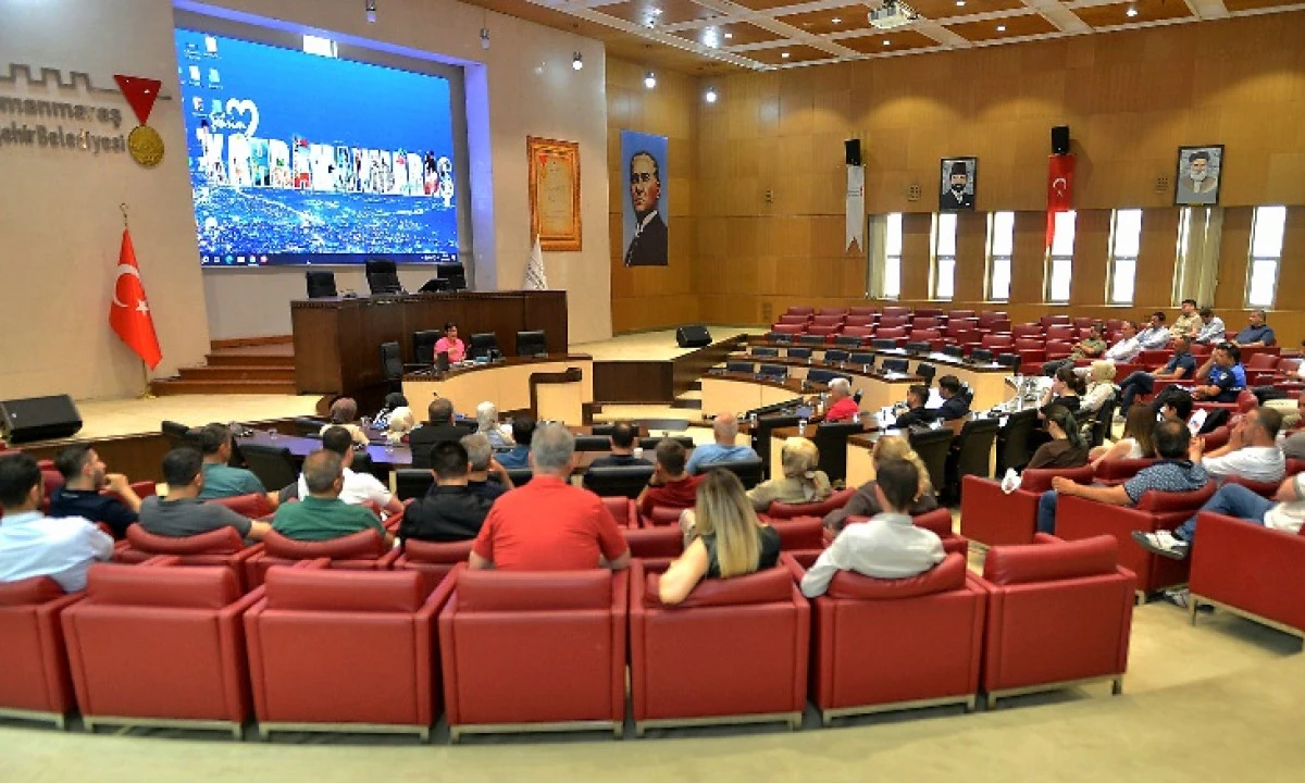 B&uuml;y&uuml;kşehir&rsquo;den Hizmet İ&ccedil;i Eğitim Semineri