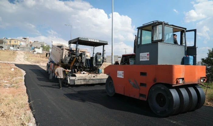 B&uuml;y&uuml;kşehir&rsquo;den Pazarcık&rsquo;a 150 Milyon TL&rsquo;lik Asfalt Yatırımı