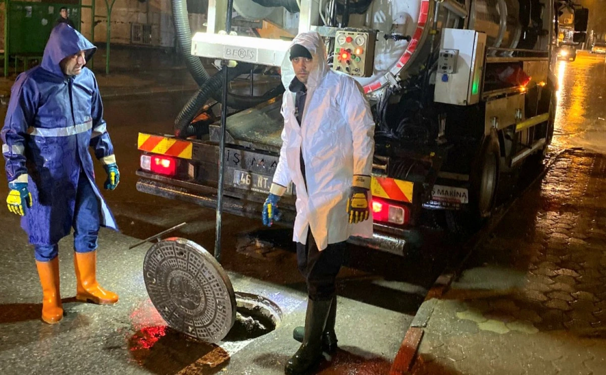 B&uuml;y&uuml;kşehir&rsquo;den Sağanak Yağışa Karşı Yoğun Mesai