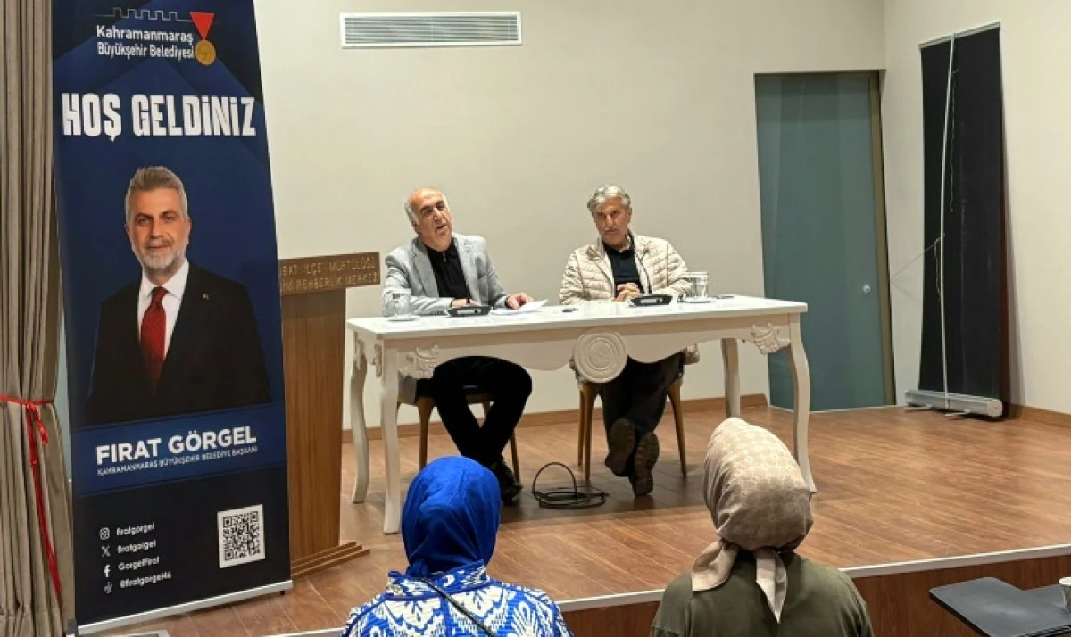 B&uuml;y&uuml;kşehir&rsquo;in Yazarlık Akademisinde &ldquo;Eleştirinin Eleştirisi&rdquo; Konuşuldu