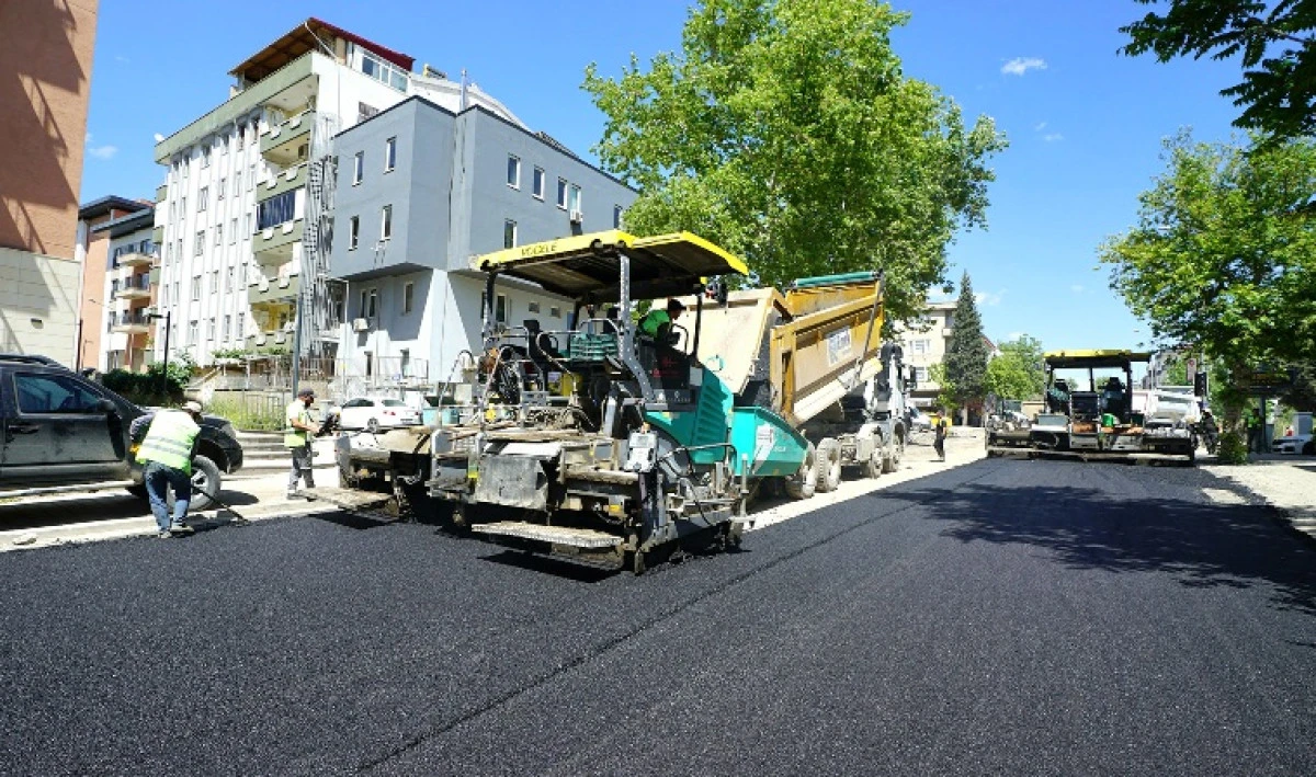 Cahit Zarifoğlu Caddesi Yeni Y&uuml;z&uuml;ne Kavuşuyor