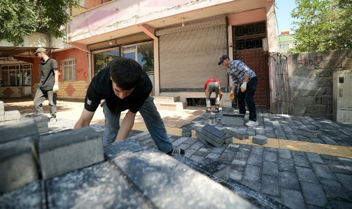 Dulkadiroğlu Hacı Murat Caddesi Modern G&ouml;r&uuml;n&uuml;me Kavuşuyor