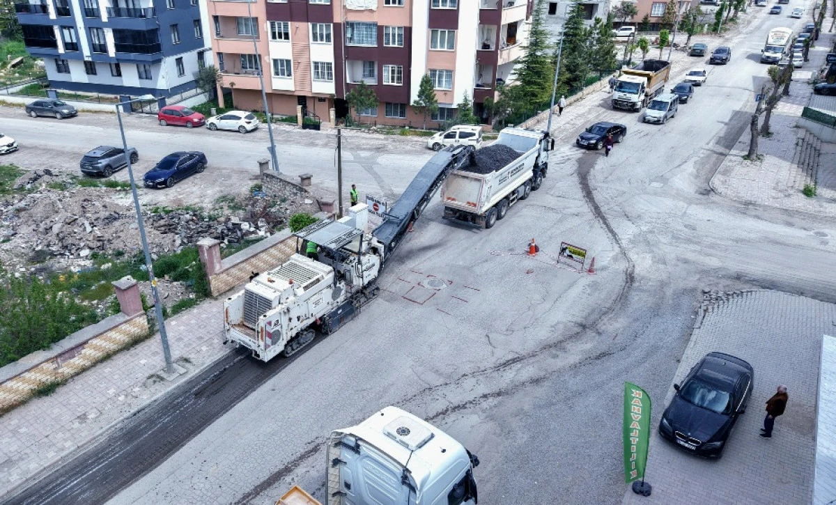 Elbistan&rsquo;ın Can Damarı Pınarbaşı Caddesi Yenileniyor
