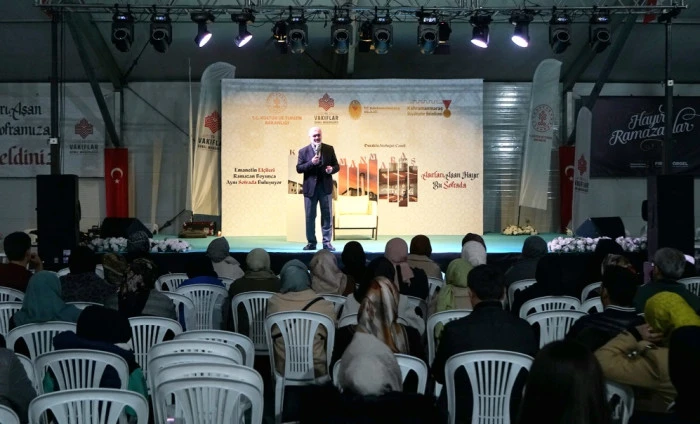 Emin Ay, Ramazan&rsquo;ın İnsan ve Toplum &Uuml;zerindeki Etkilerini Anlattı