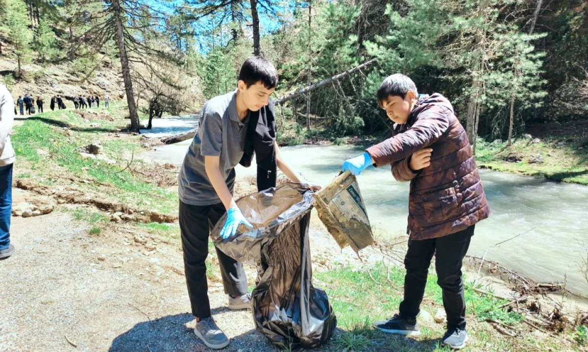 Geben'in Gen&ccedil; Muhafızları Doğa İ&ccedil;in El Ele Verdi
