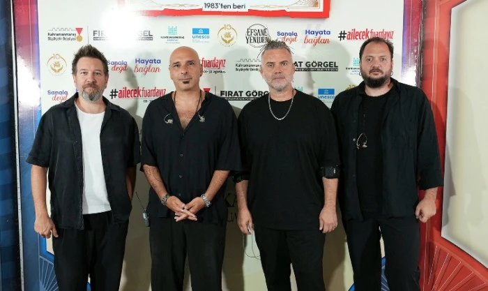 Gripin, Ağustos Fuarı&rsquo;nda M&uuml;zikseverlere Unutulmaz Bir Gece Yaşattı
