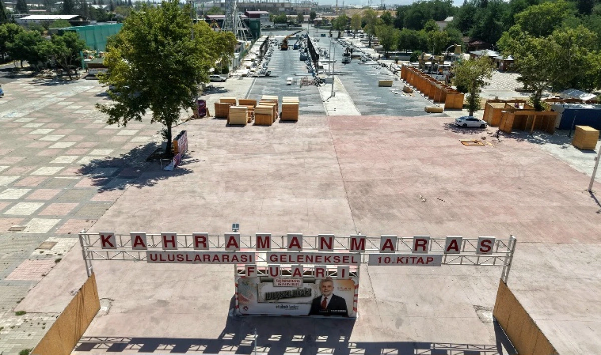 KAFUM&rsquo;da Geleneksel Ağustos Fuarı Hazırlıkları Hızla S&uuml;r&uuml;yor