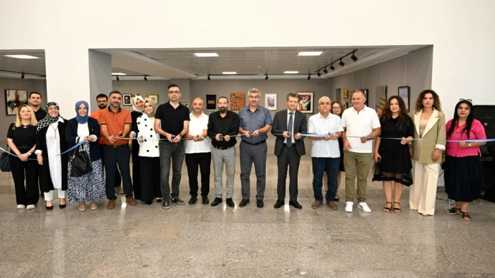 Kahramanmaraş K&uuml;lt&uuml;r Yolu Karma Sergisi Sanatseverlerle Buluştu