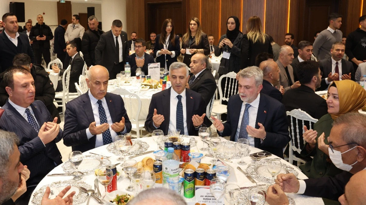 Kahramanmaraş&rsquo;ın D&ouml;n&uuml;ş&uuml;m Vizyonu  KMTSO Geleneksel İftar Programında Masaya Yatırıldı