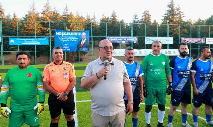 Kahramanmaraş&rsquo;ta Kurumlar Arası Futbol Turnuvası Heyecanı S&uuml;r&uuml;yor