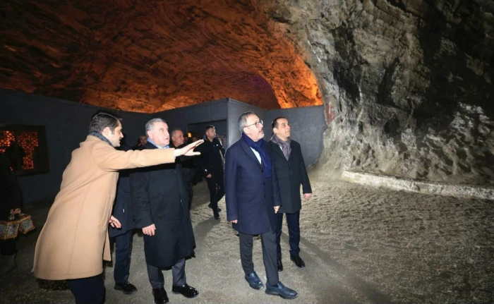 Kasapoğlu&rsquo;ndan Iğdır&rsquo;ın yeraltı hazinesine ziyaret: "Tuzluca, sağlık turizminin yeni merkezi"