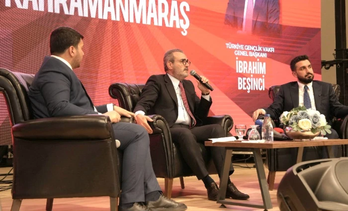 Kİ&Uuml;&rsquo;de Gen&ccedil;lik, Bilgi ve Tecr&uuml;be Buluşması