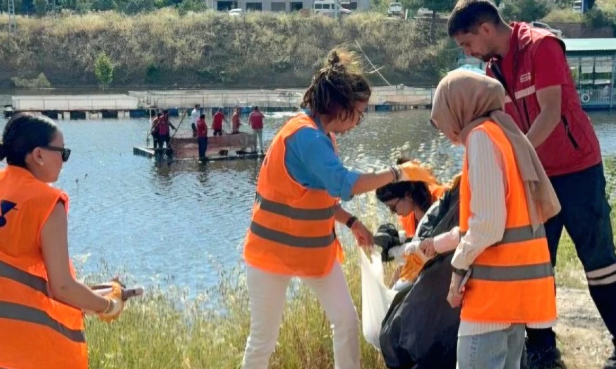 KS&Uuml; Fen Fak&uuml;ltesi &Ccedil;evre Timi&rsquo;nden D&uuml;nya &Ccedil;evre G&uuml;n&uuml; Etkinliğine Destek