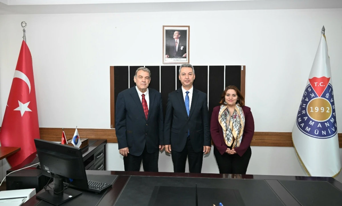 KS&Uuml; G&uuml;zel Sanatlar Fak&uuml;ltesi&rsquo;nde Dekanlık Devir Teslimi Ger&ccedil;ekleştirildi