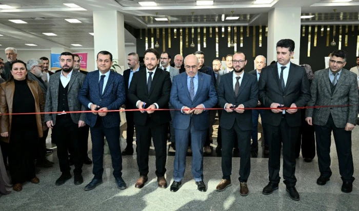 KS&Uuml;&rsquo;de Kahramanmaraş&rsquo;ın Zenginliklerini El Sanatlarıyla Buluşturan Sergi A&ccedil;ıldı