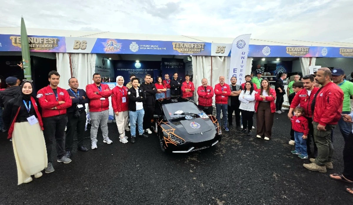KS&Uuml;&rsquo;n&uuml;n Elektromobil Aracına TEKNOFEST G&uuml;neydoğu&rsquo;da Yoğun İlgi