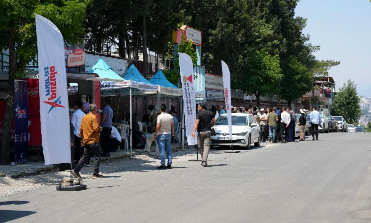 LGS G&uuml;n&uuml;nde B&uuml;y&uuml;kşehirden &Ouml;ğrenci ve Velilere Tam Destek