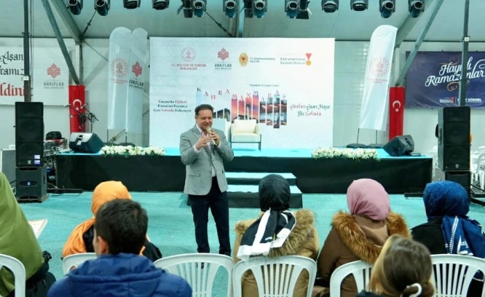 Maneviyat ve K&uuml;lt&uuml;r Ramazan Sokağı&rsquo;nda Buluştu