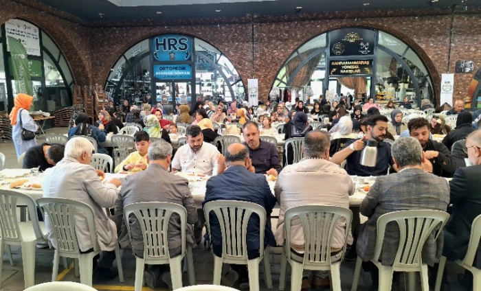 Onikişubat Belediyesi ve İHH, bayramda 250 yetim &ccedil;ocuğun y&uuml;z&uuml;n&uuml; g&uuml;ld&uuml;recek