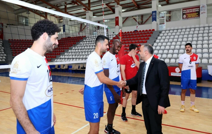 Onikişubat’ın Yeni Gururu: Belediyespor Voleybol Takımı resmen kuruldu