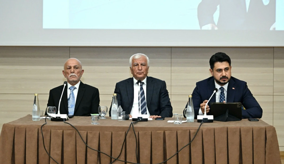 Osmanlı&rsquo;dan Cumhuriyet&rsquo;e Giden S&uuml;re&ccedil; KS&Uuml;&rsquo;de Ele Alındı