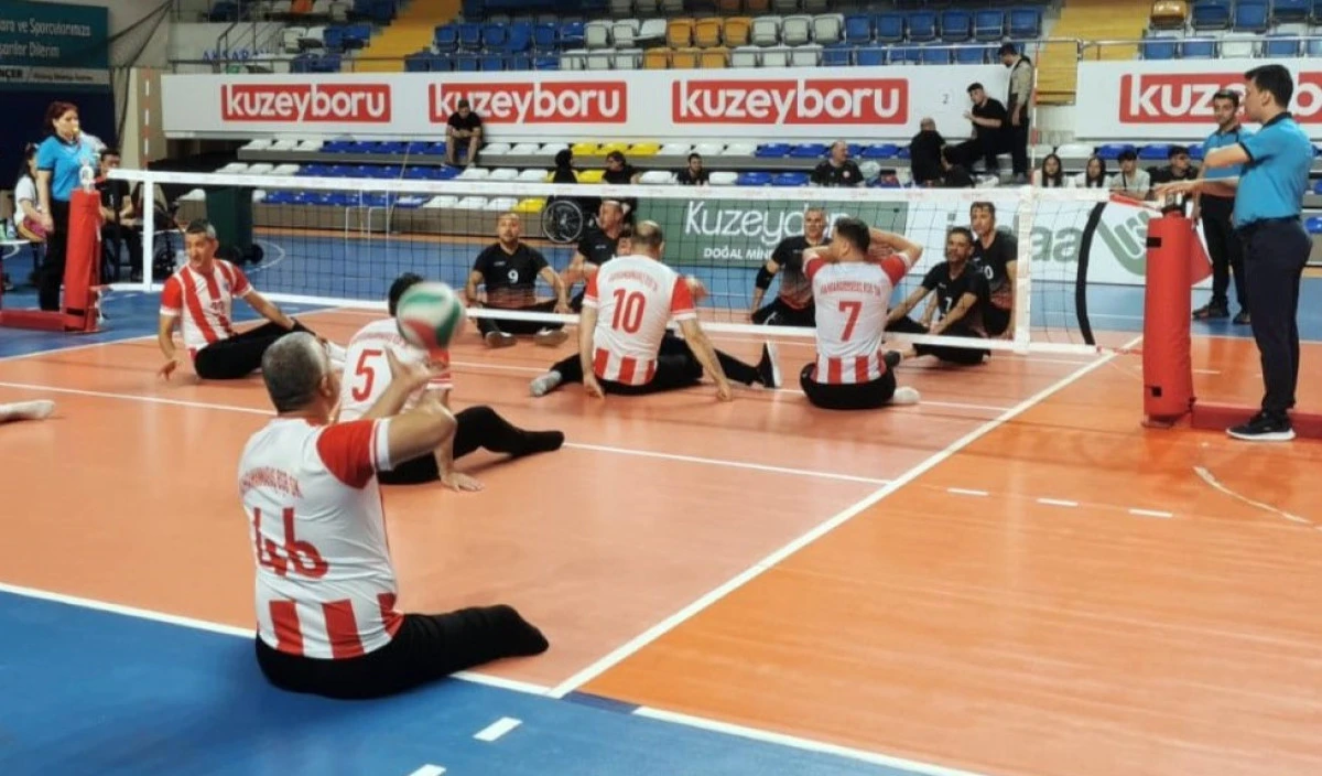 Oturarak Voleybol S&uuml;per Lig&rsquo;inde B&uuml;y&uuml;kşehir Belediyespor R&uuml;zg&acirc;rı
