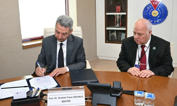 &Ouml;zbekistan Heyeti KS&Uuml;&rsquo;de İş Birliği Anlaşmalarına İmza Attı 