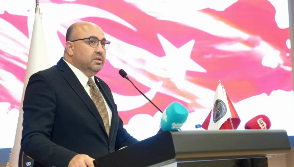 Prof. Dr. Şahin, İBT&Uuml;&rsquo;de Ter&ouml;rs&uuml;z T&uuml;rkiye&rsquo;yi Anlattı 