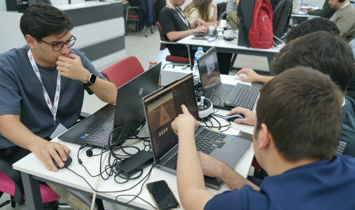 Pusula Maraş, Oyun D&uuml;nyasının Gen&ccedil; Yeteneklerini Bir Araya Getirdi; Game Jam Başladı