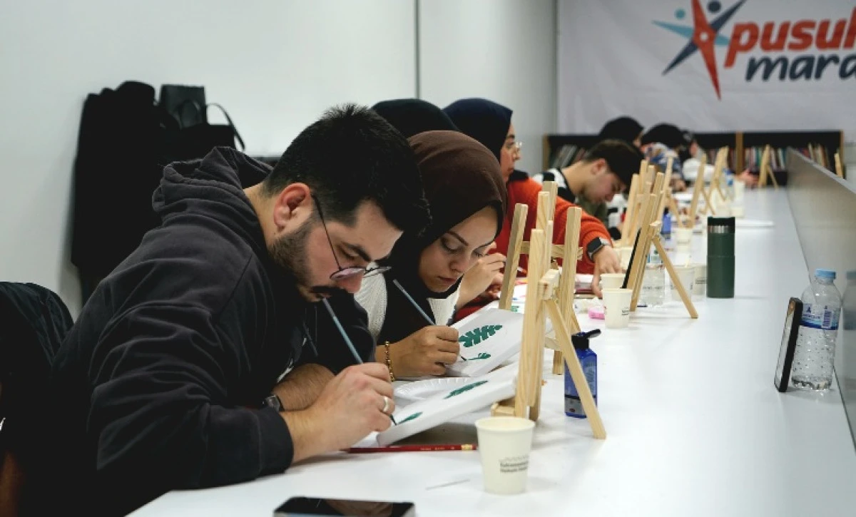 Pusula Maraş&rsquo;tan Gen&ccedil;lere Sanat Dolu At&ouml;lye