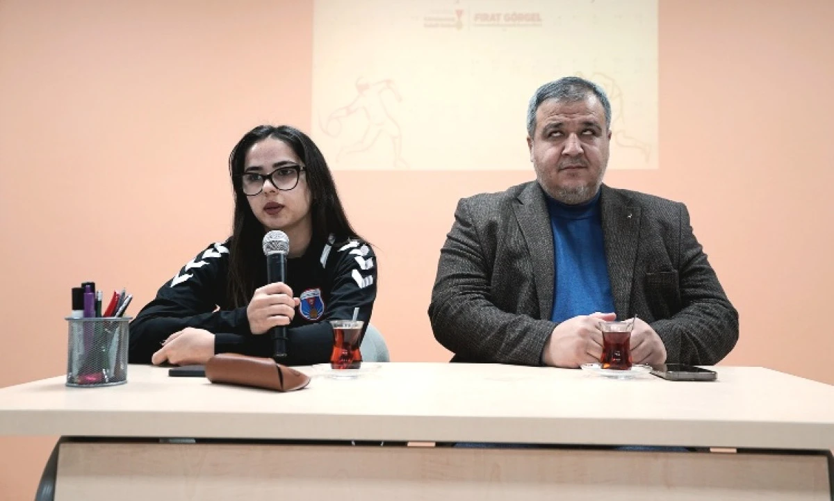 Şampiyon Sporcu Fatma G&uuml;l G&uuml;ler, Gen&ccedil;lerle Deneyimlerini Paylaştı