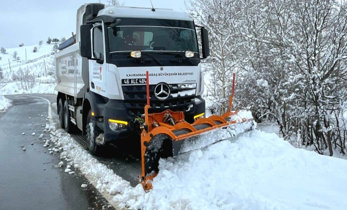 Şehir Merkezinden Kırsala Karla Kesintisiz M&uuml;cadele